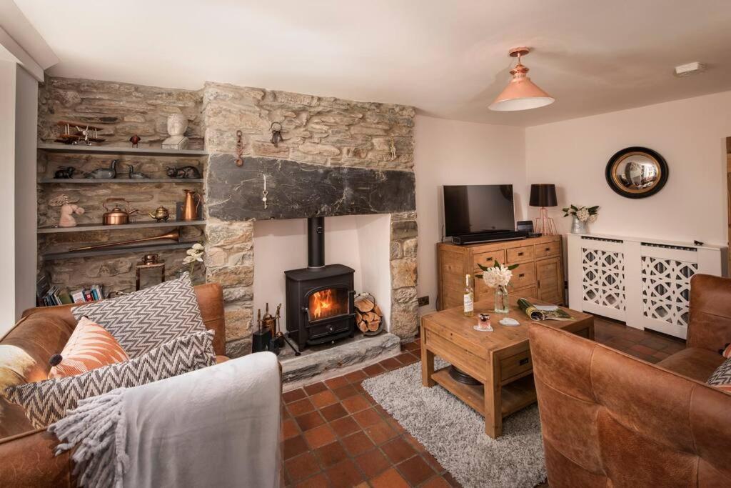 Charming Riverside Cottage In Snowdonia National Park Tanygrisiau Экстерьер фото